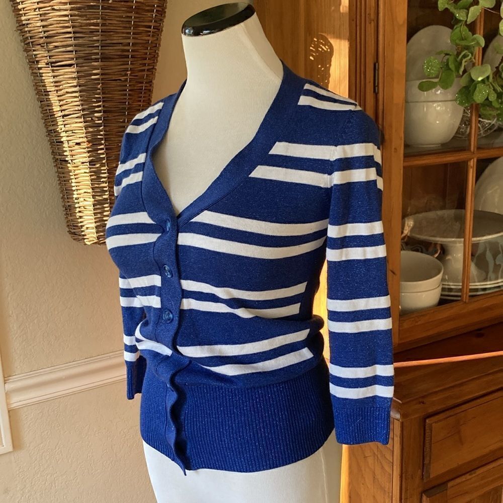 Bebe V-Neck Striped Three Quarter Button Up Three Quarter Sleeve Sweater S